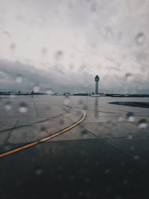 Základová fotografie zdarma na téma aerolinka, asfalt, cestování