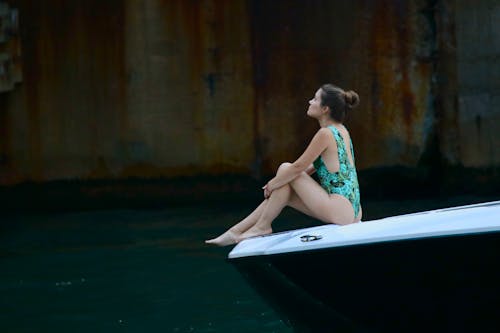 I took this picture in the Chicago River with the sole intention of sharing it, hoping she would find it and download it :)