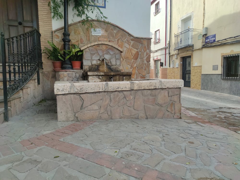 pilar de la Ermita de Santa Lucía en Martos