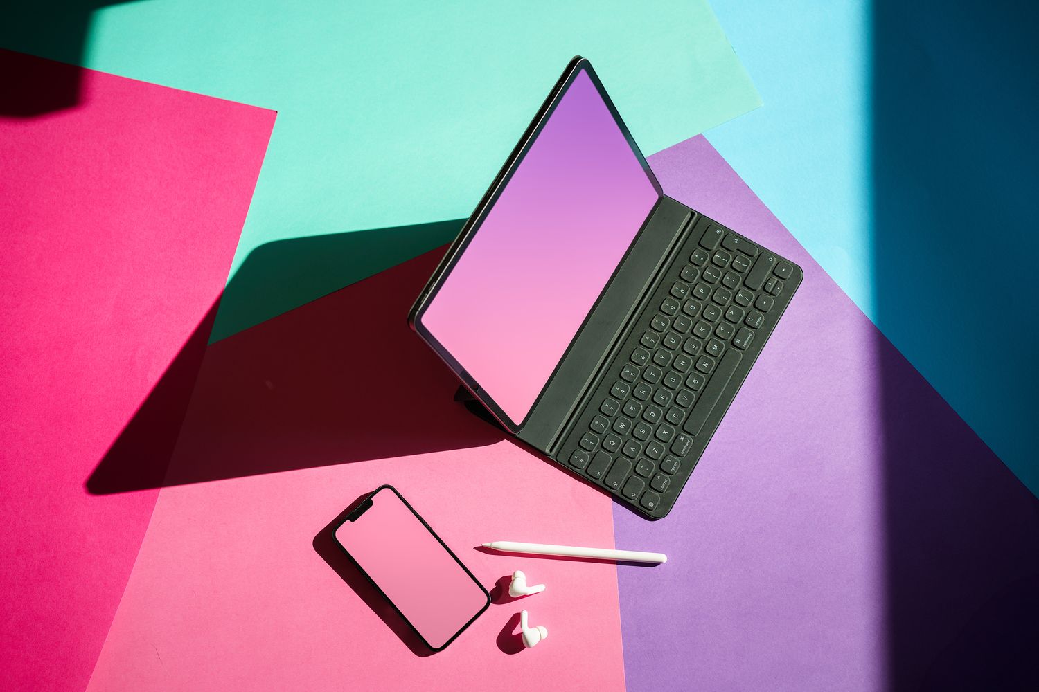 Responsive website design example displayed on both a laptop and a smartphone highlighting accessibility