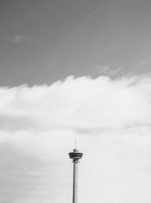 Бесплатное стоковое фото с башни, башня, белые облака