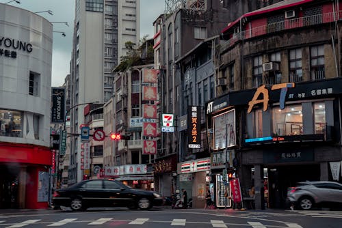 Facades in Downtown