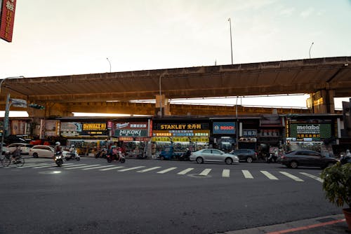 cepheleri, işaretler, Kent içeren Ücretsiz stok fotoğraf