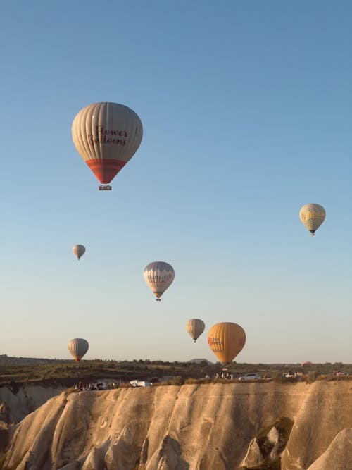 Kostenloses Stock Foto zu cappadocia, flug, heißluftballons