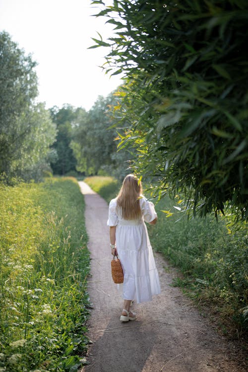 가방, 걷고 있는, 공원의 무료 스톡 사진