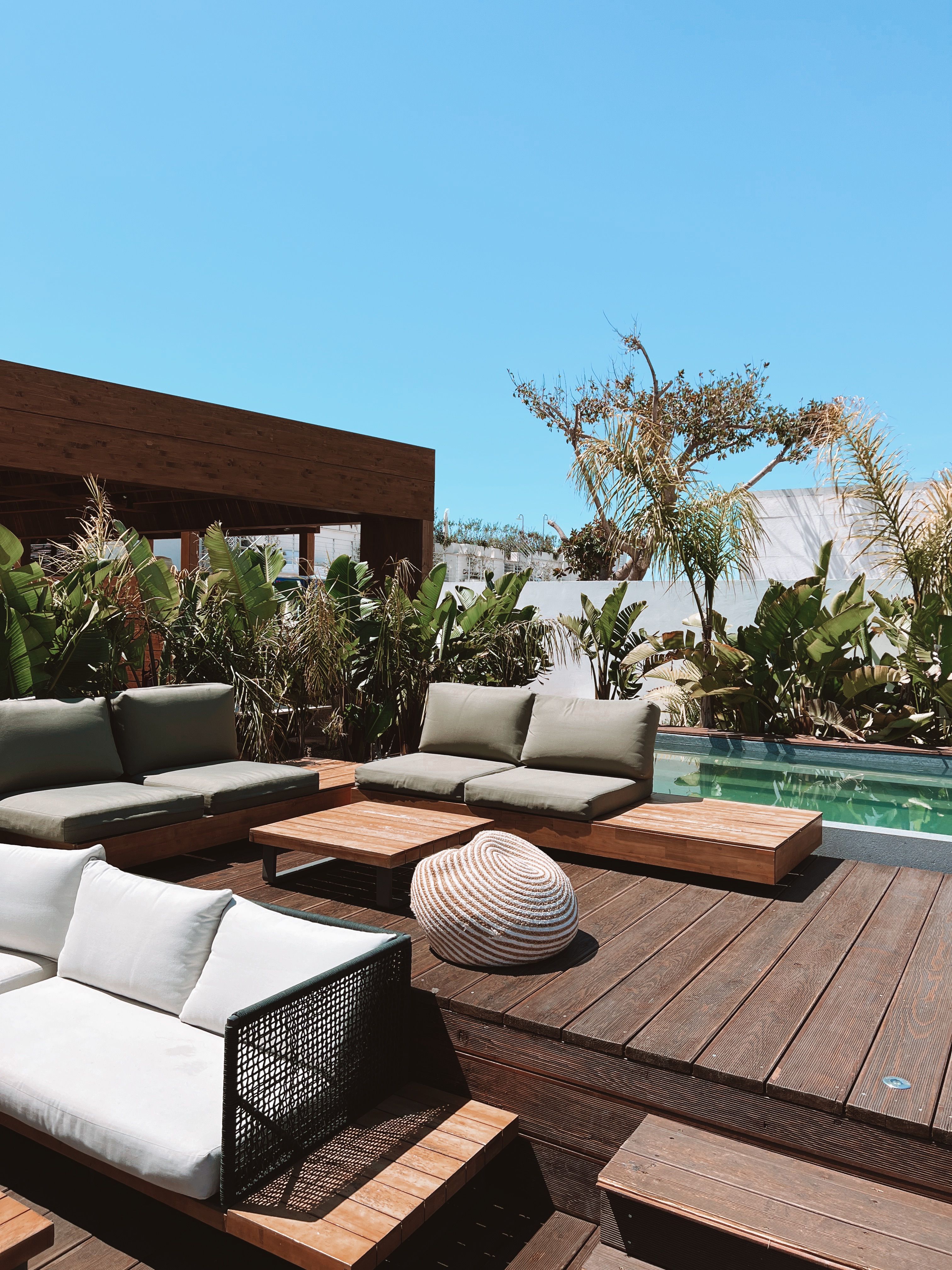 Pose de terrasse en dalle grès cérame