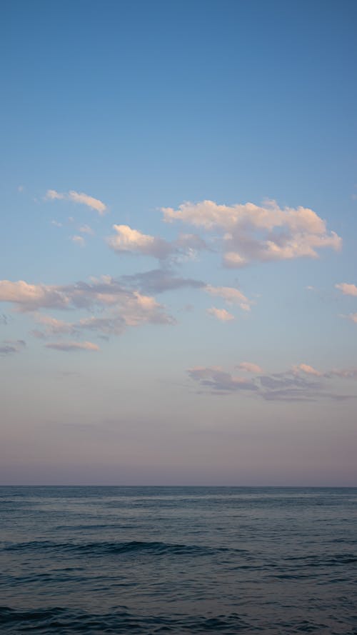 clouds, dalgalı, deniz içeren Ücretsiz stok fotoğraf