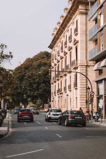 Benimaclet: el barrio que enamora… hasta que descubres tu calle