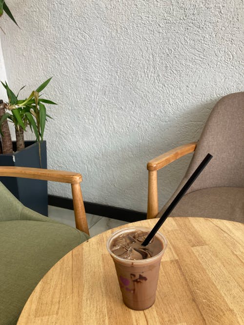 一次性杯子, 乾草, 冰咖啡 的 免費圖庫相片