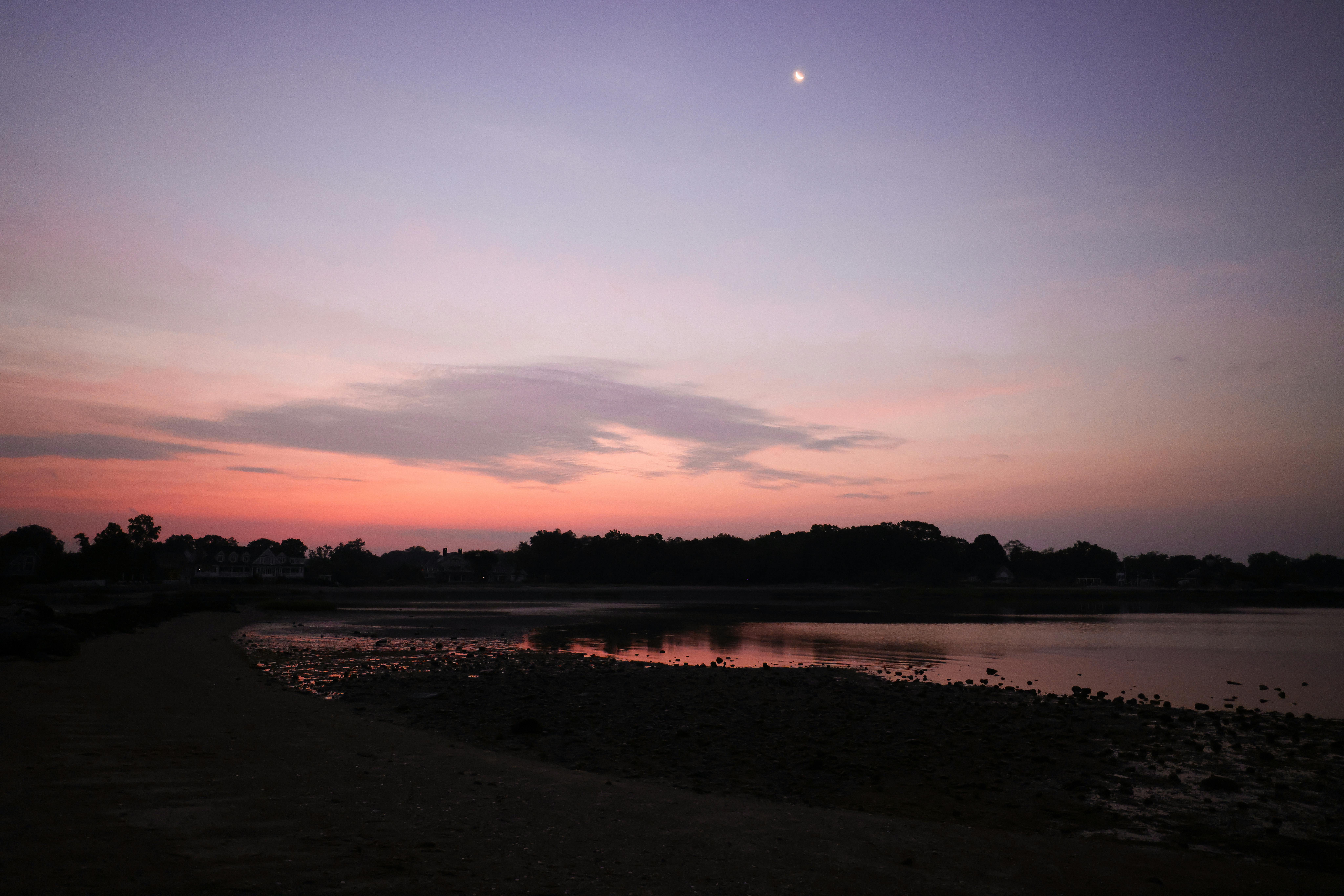 daybreak-72-f-4-40-to-5-18-am-july-13-2023-cove-island-park