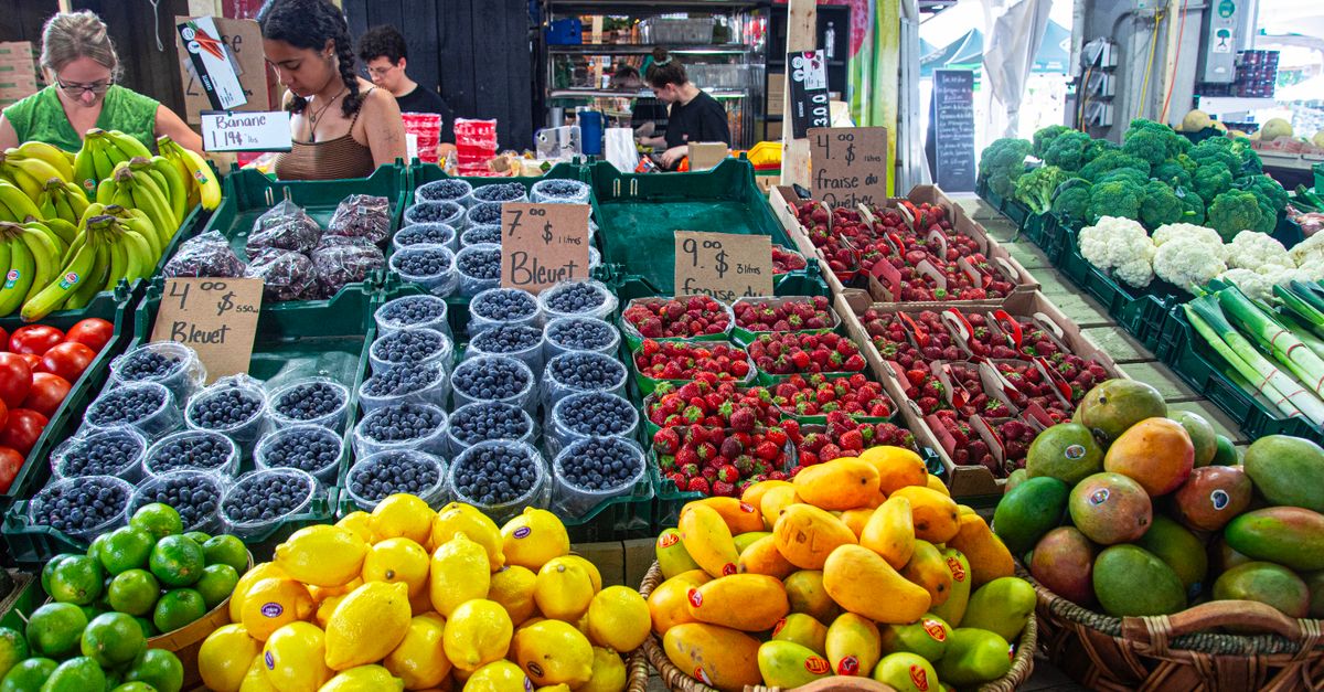 Grand Cayman Markets — Caribbean travel guide