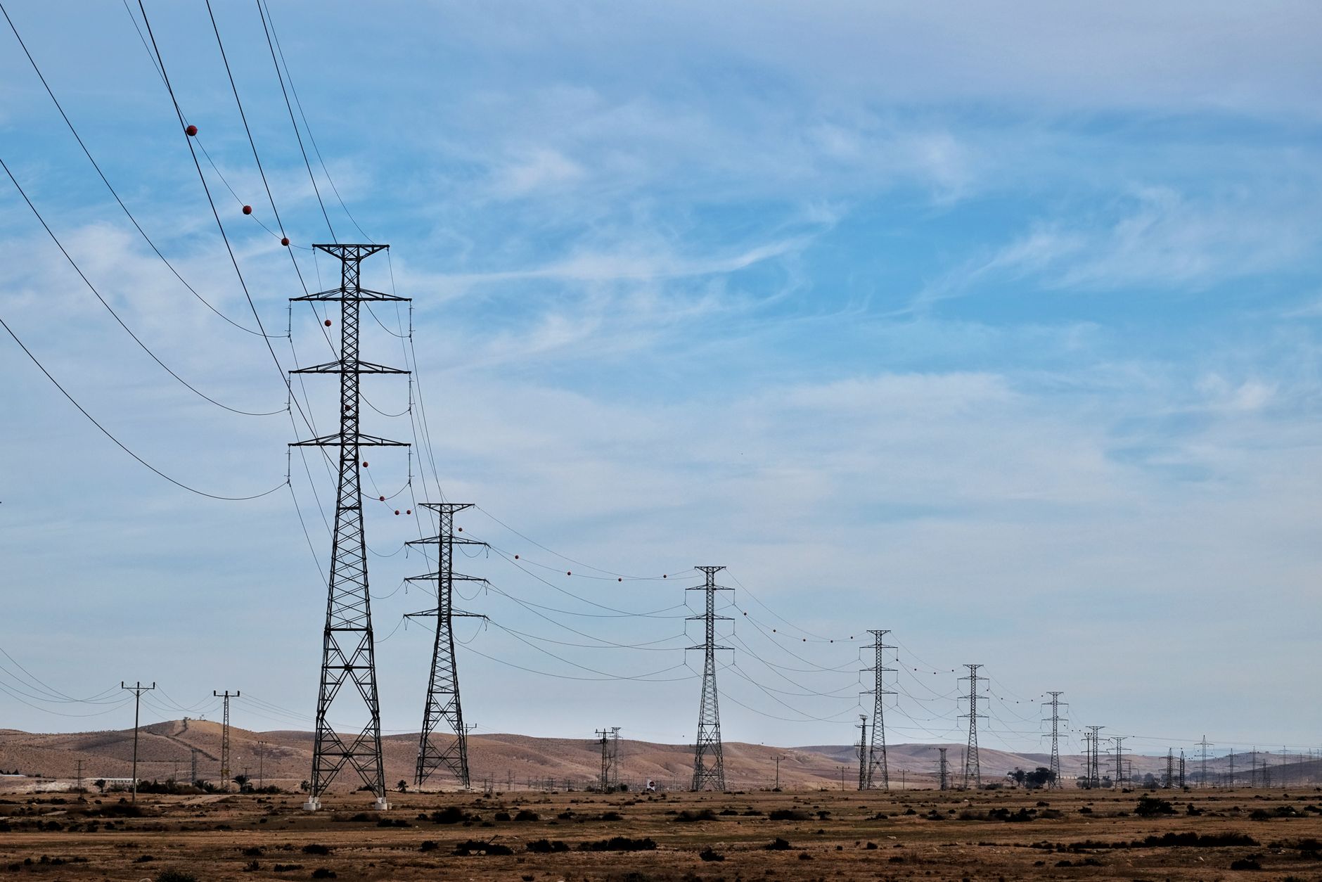 China Southern Power abandona compra de activo energético en Chile