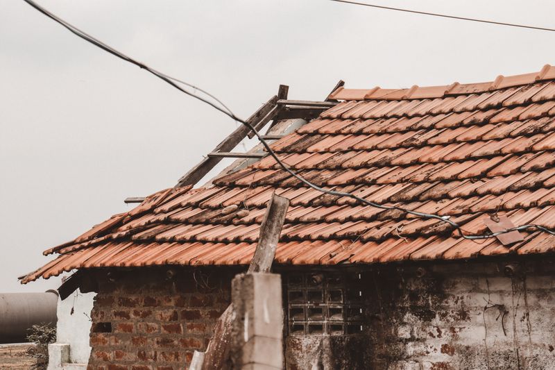 Signs You Need a New Roof (Don't Ignore These)