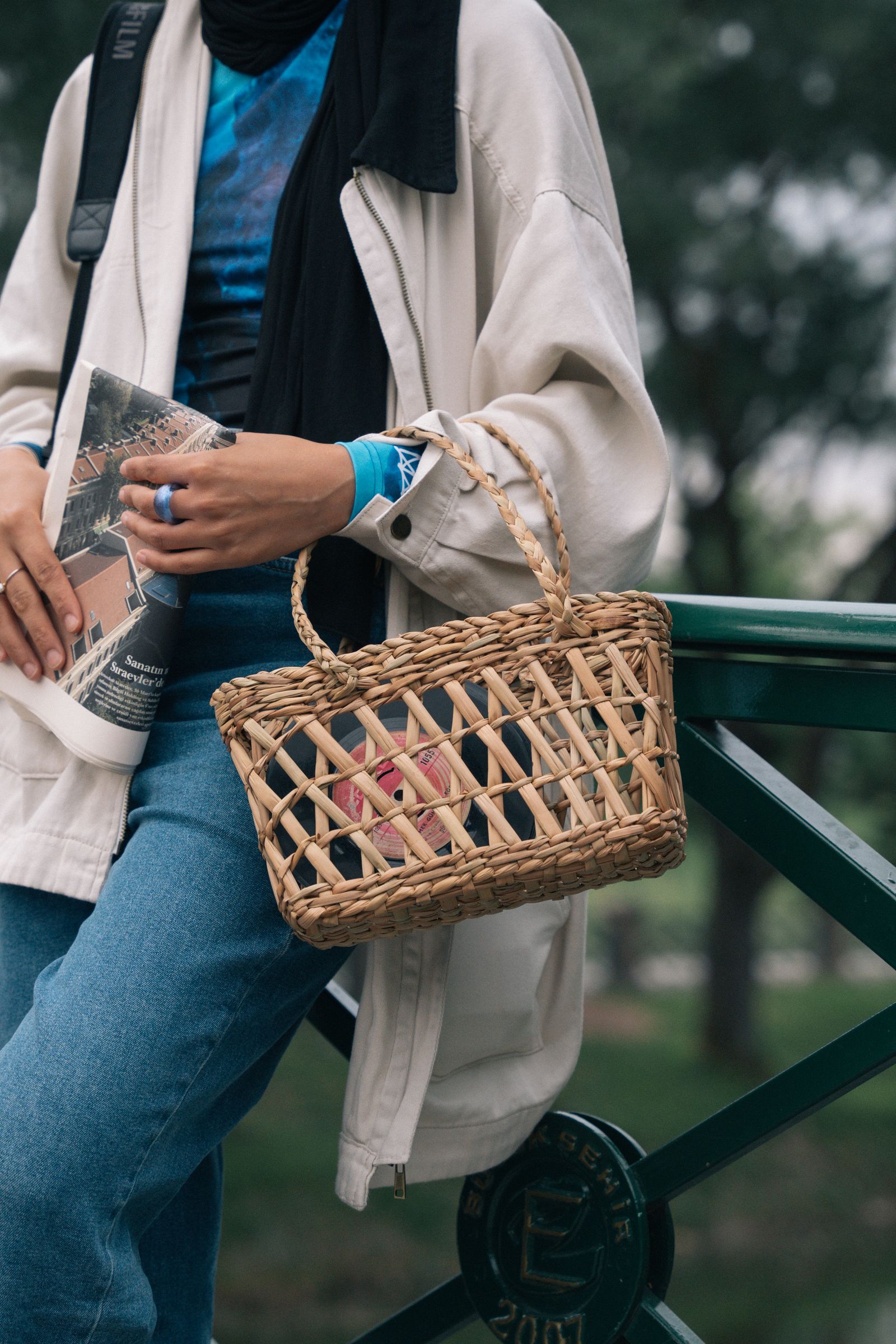 The Capri Geometric Market Shopper