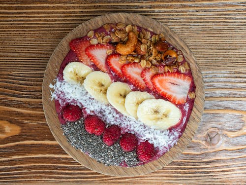 A Healthy Breakfast Smoothie Bowl 