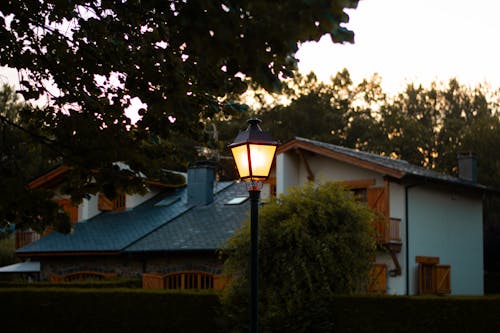 Безкоштовне стокове фото на тему «luz, Будинки, помаранчевий світло»
