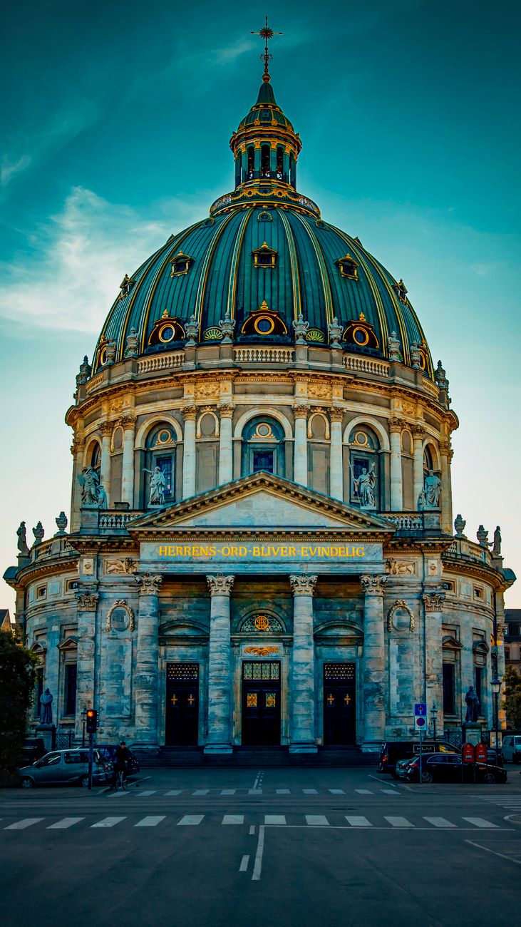 The green dome of Frederik's Church (Marmorkirken)