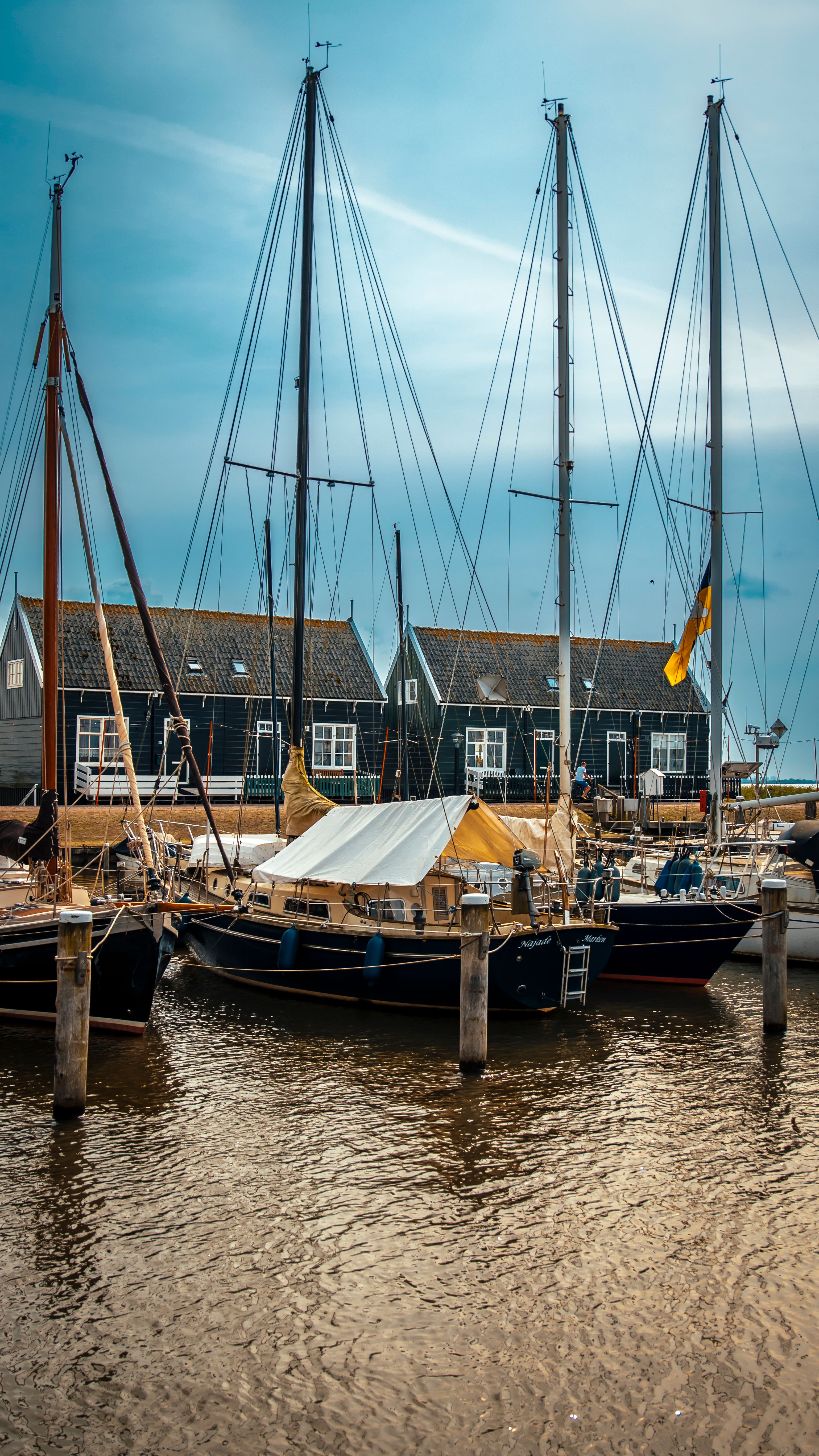 Klassieke sloep huren Friesland