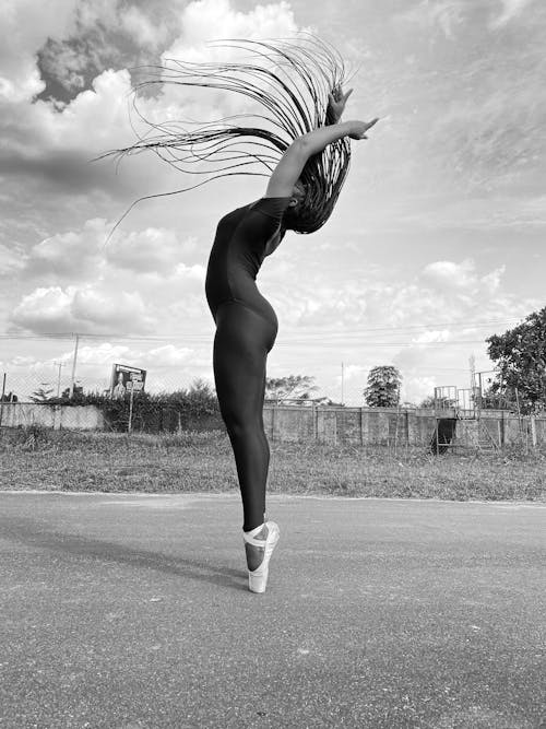 Základová fotografie zdarma na téma balerína, černobílý, cvičení