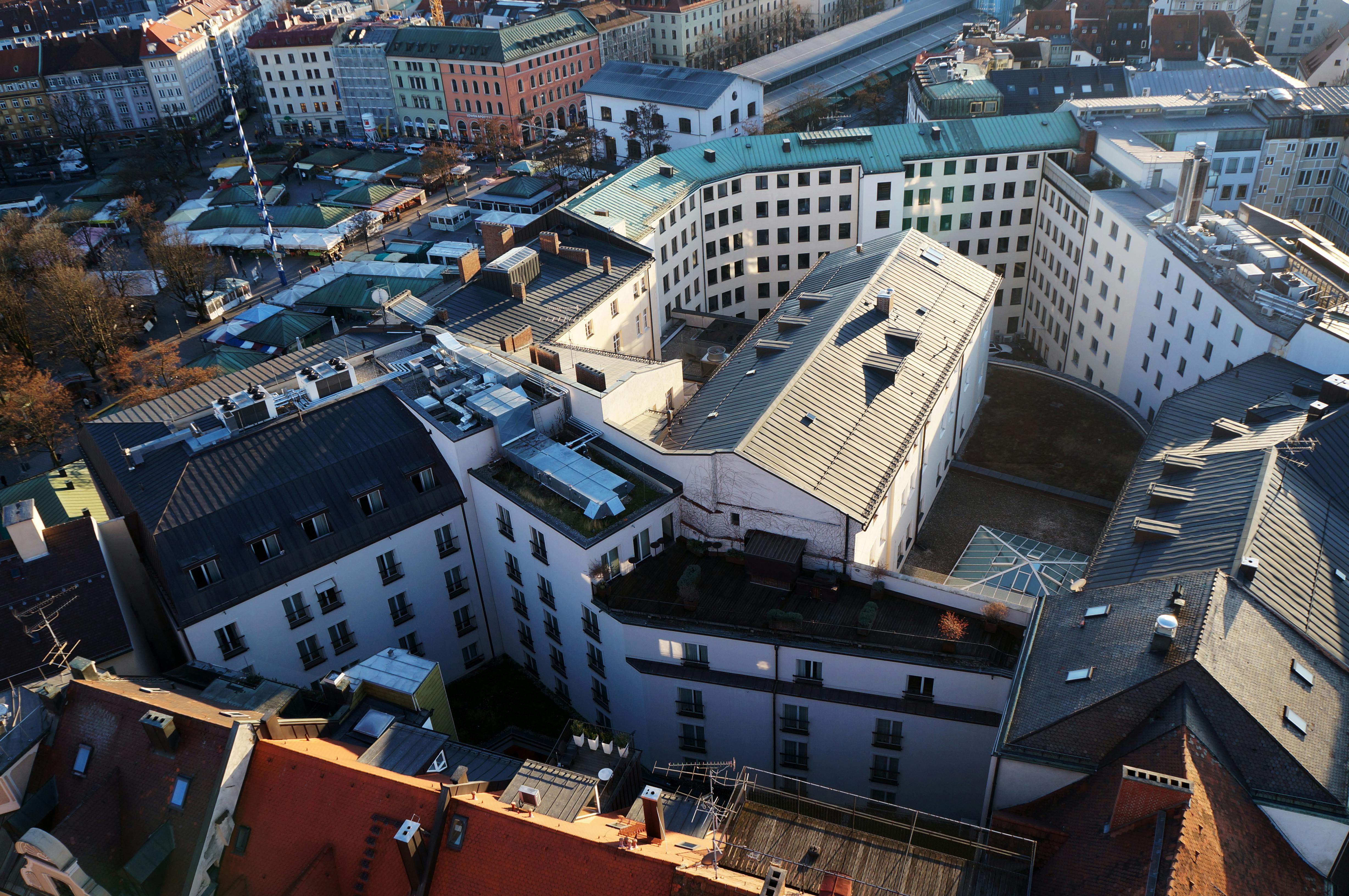 immigration lawyer munich — Photo by Mari M on Pexels