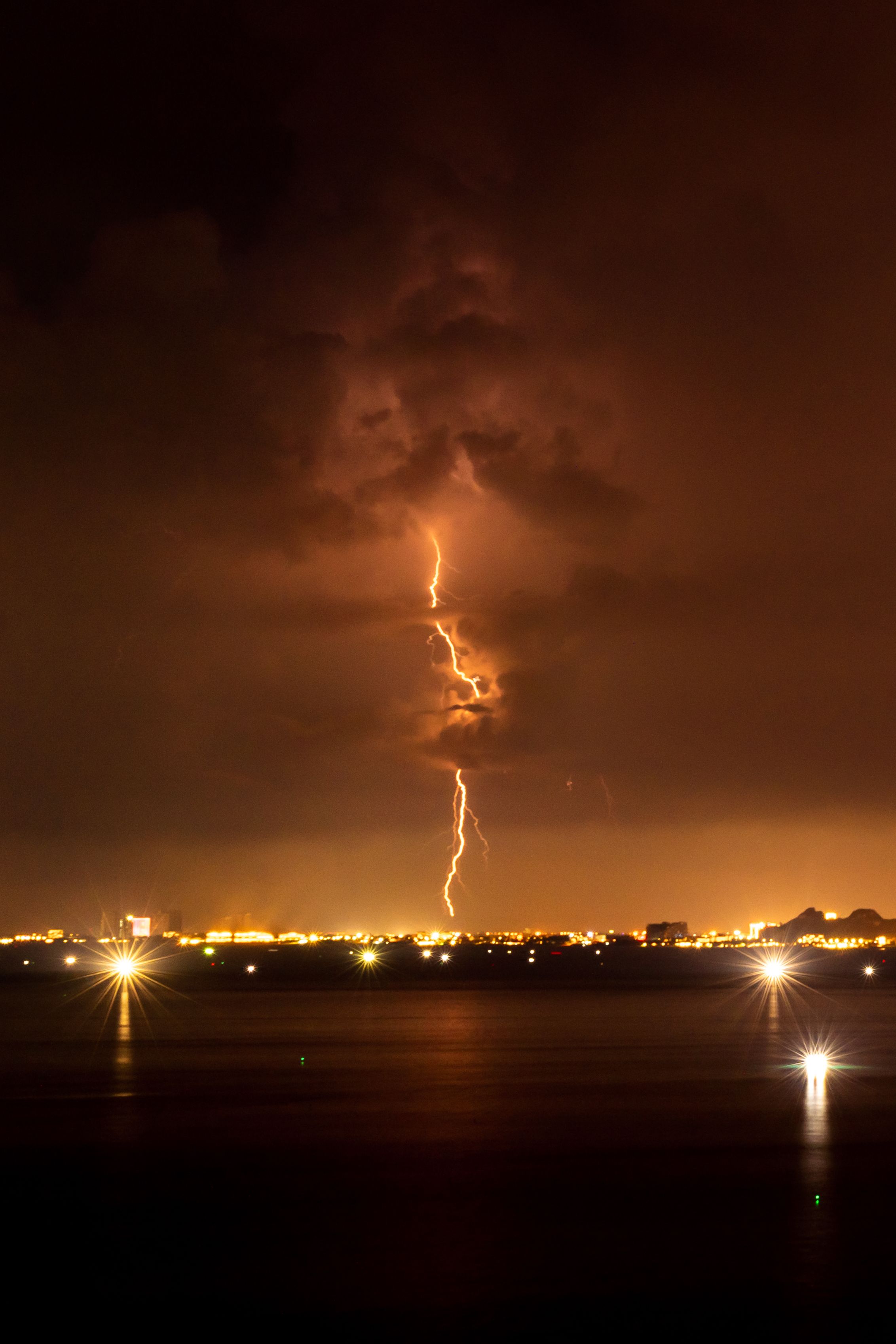 Lightning On Night Sky · Free Stock Photo