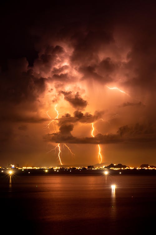 Kostnadsfri bild av åskväder, hav, himmel