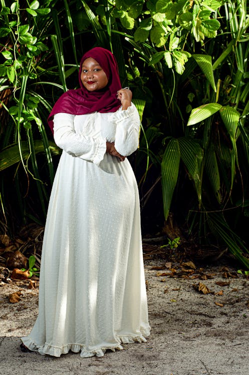 Gratis arkivbilde med hijab, kjole, kvinne
