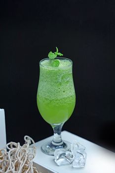 Rouleaux de dinde et d'avocat