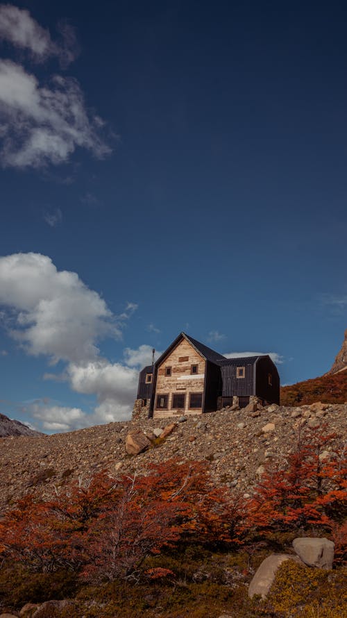 Foto profissional grátis de abandonado, barraca, casa