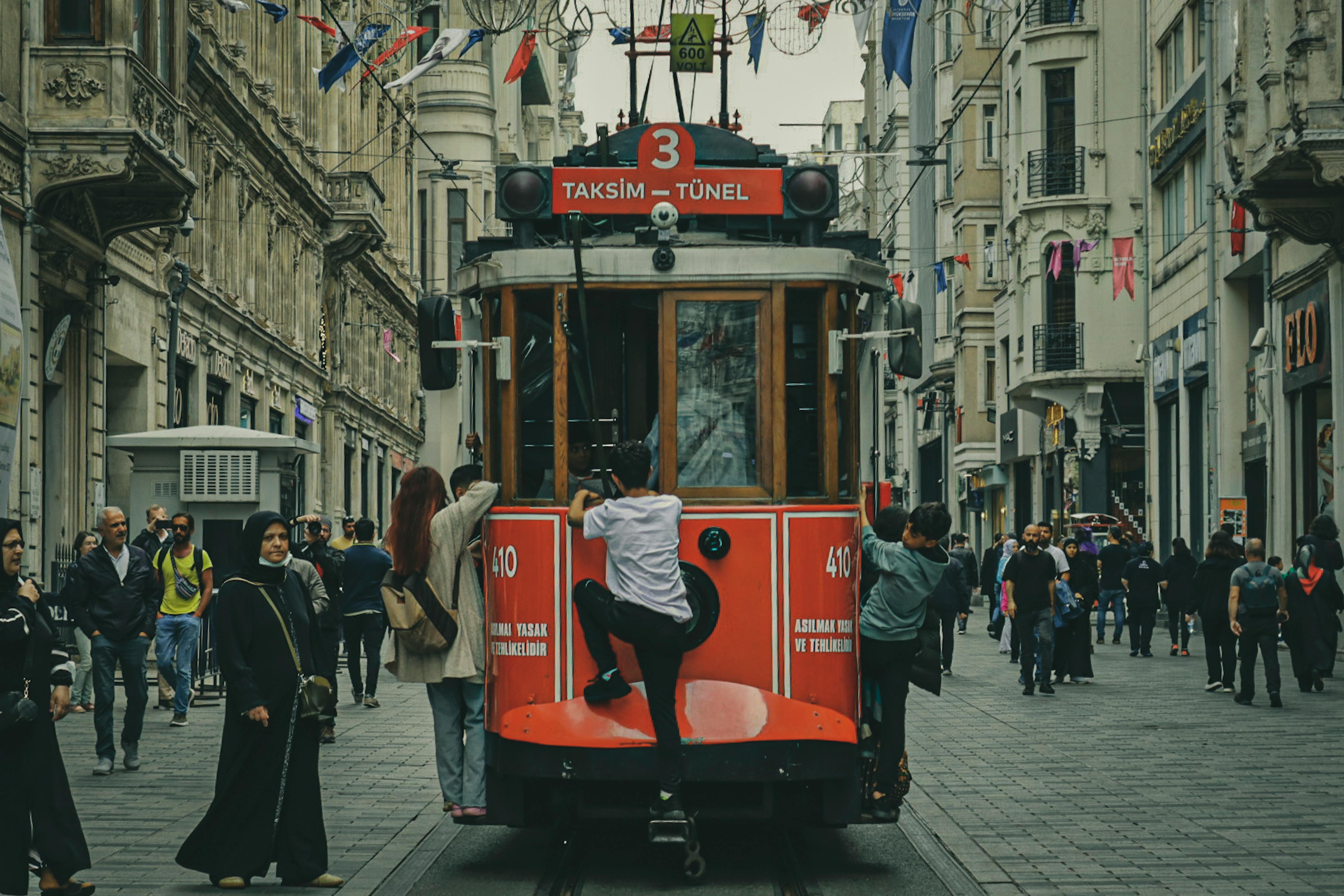 general travel agency — Photo by Kemal Yıldız on Pexels