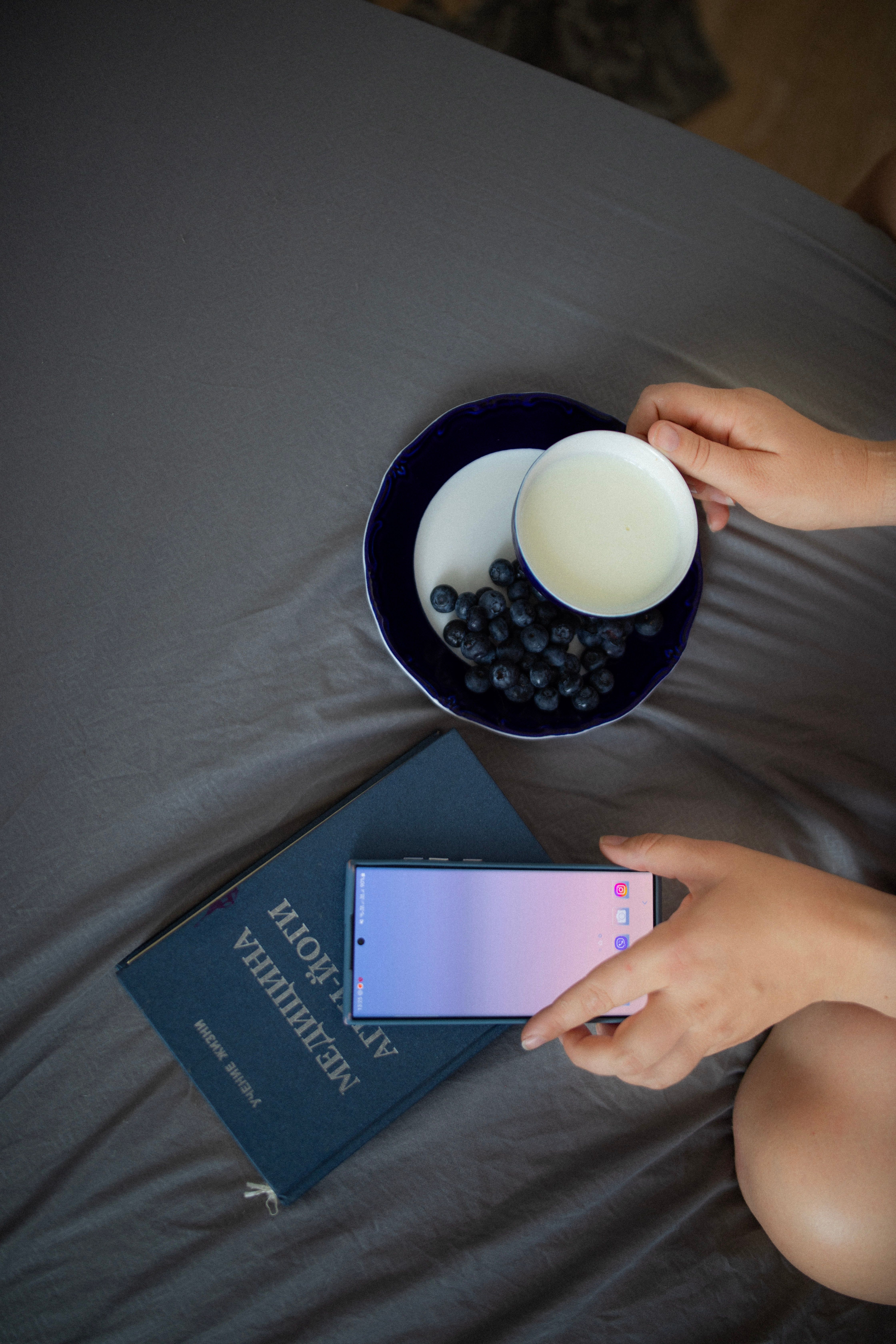 Why Most Digital Detoxes Fail — And What Actually Makes a Break From Screens Stick