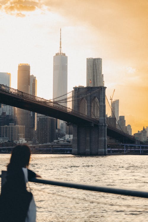 Fotos de stock gratuitas de cielo amarillo, ciudad, ciudades