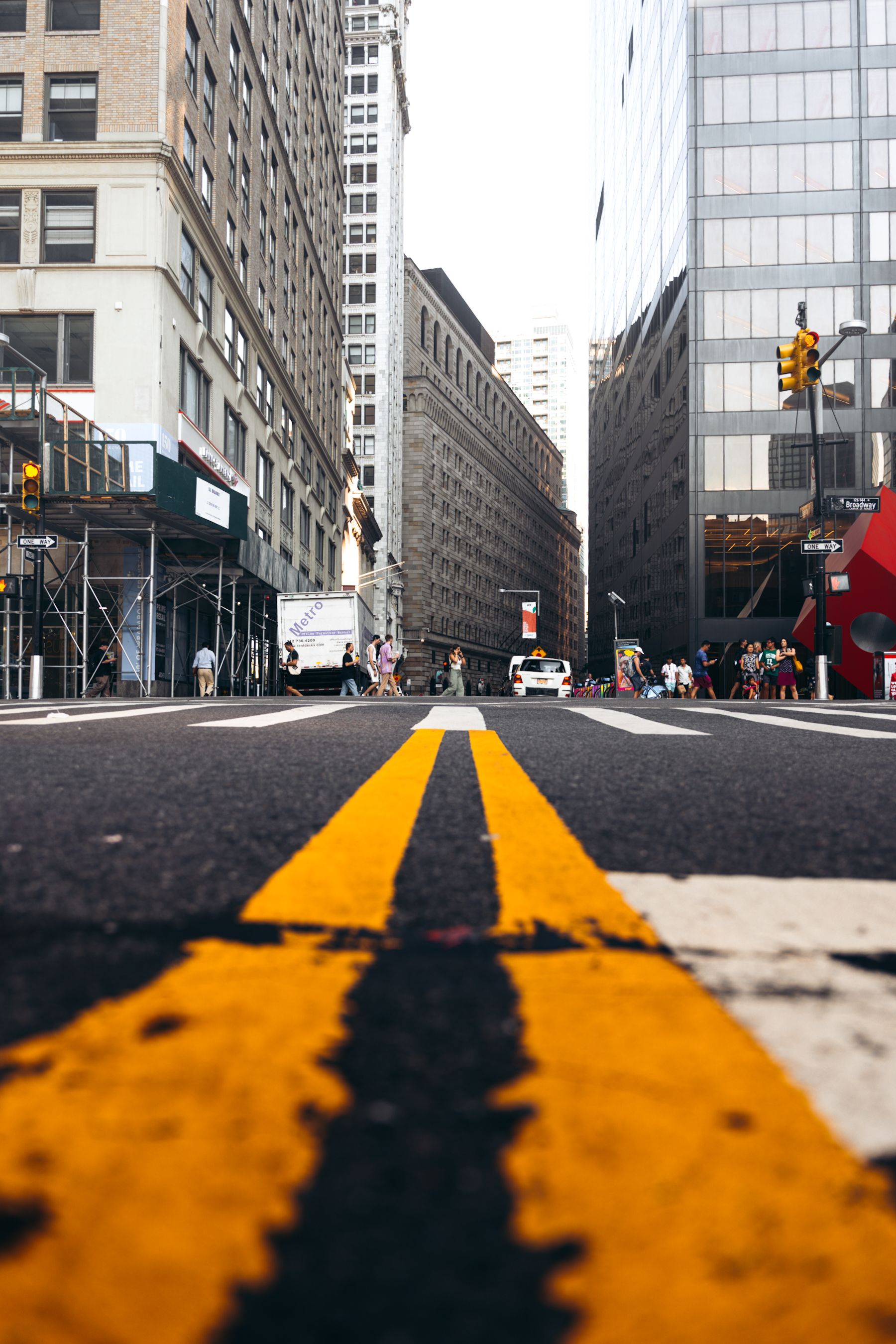 Road in a City Center · Free Stock Photo