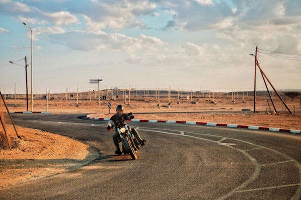 ¿Cuánto gana un motociclista? 