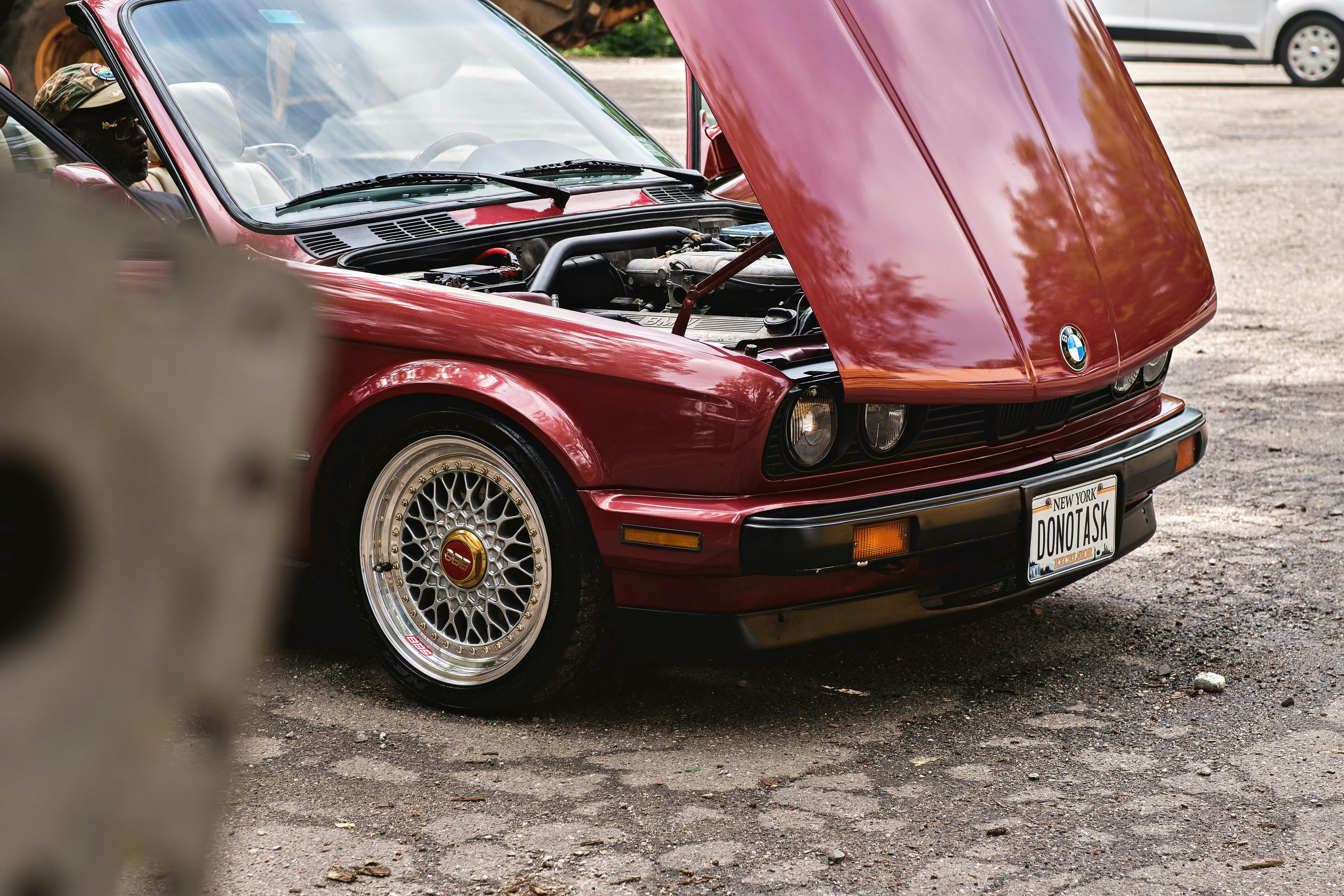 fitment architecture automotive data integration — Photo by Malcolm Garret on Pexels