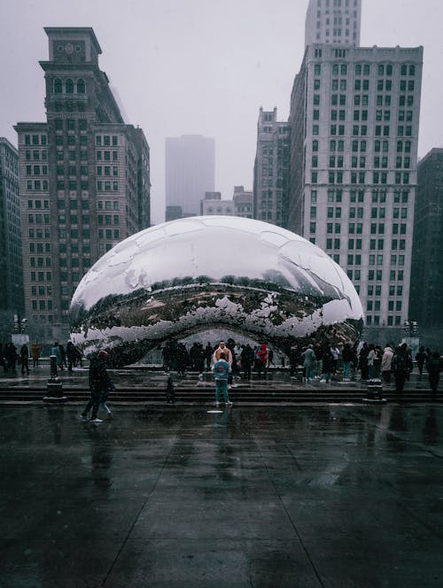 The Cloud Gate Sculpture in Downtown Chicago, Illinois