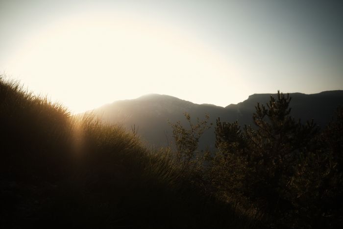 Scenic view of sunset over mountains in Limone Sul Garda, Italy, with dramatic lighting an, by Erik Schereder on Pexels