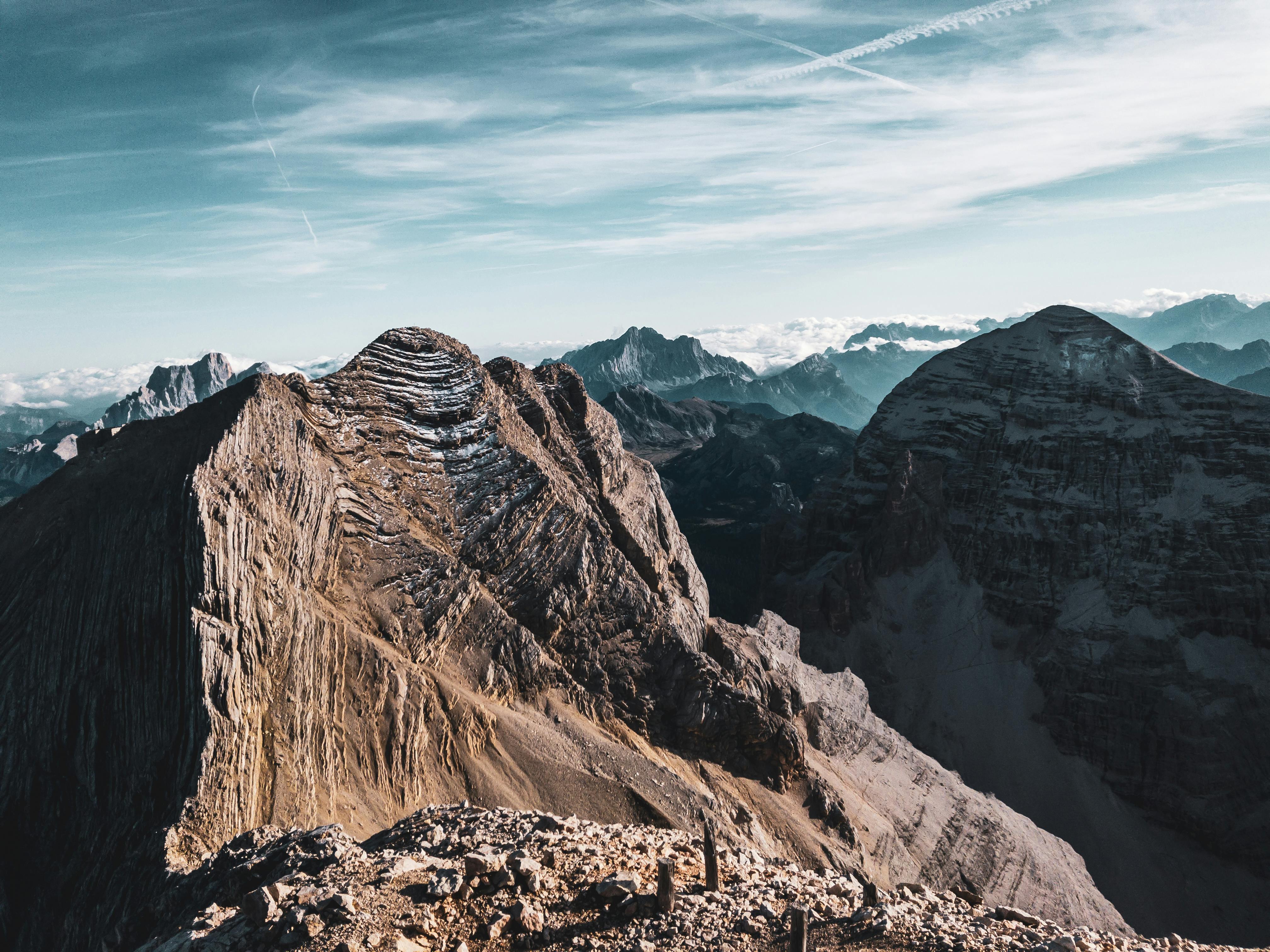 the top of the tofana di mezzo mountain