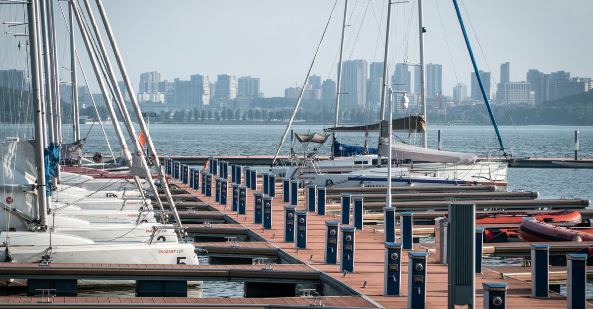 Choosing the right Portonovi superyacht services partner