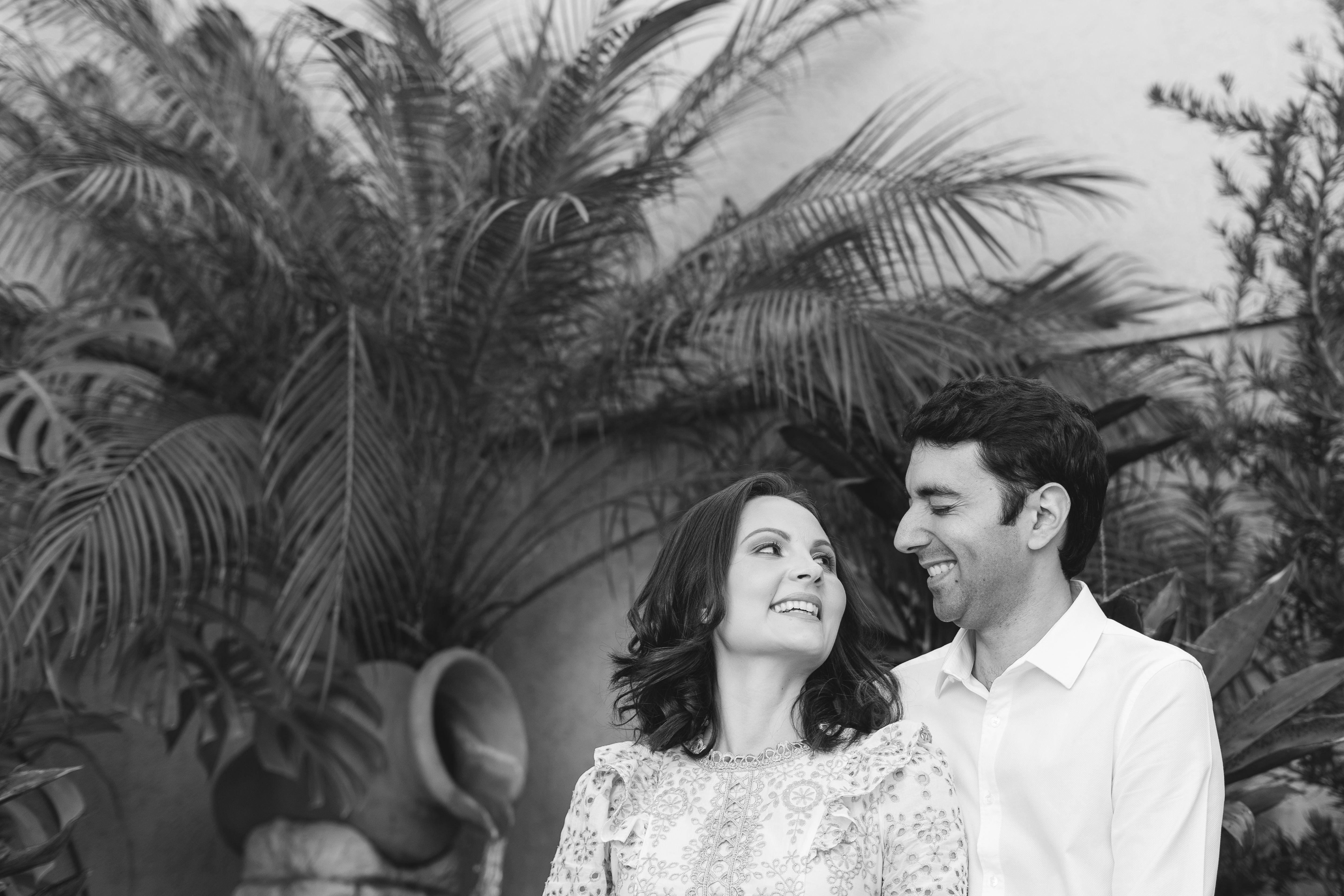 Smiling Couple in Black and White · Free Stock Photo