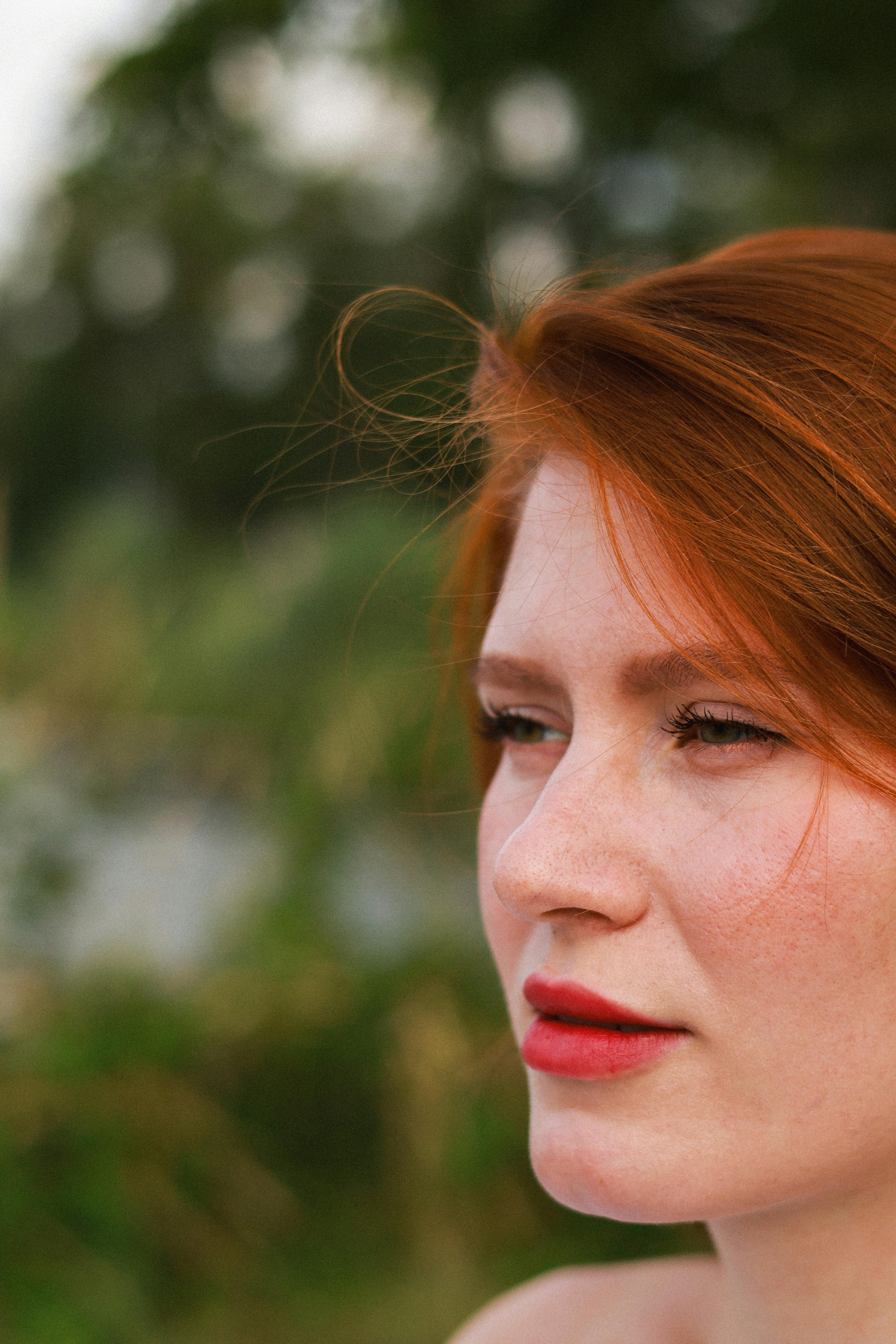 Face of a Pretty Redhead · Free Stock Photo