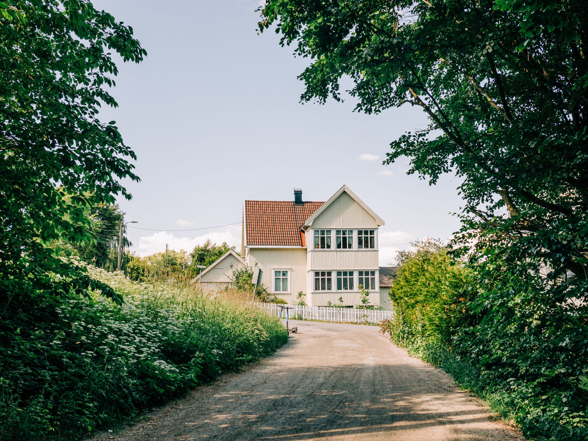 House Removals in South Hornchurch, East London — professional movers carrying furniture on a house move