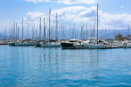 Foto profissional grátis de baía, barcos, barcos a vela