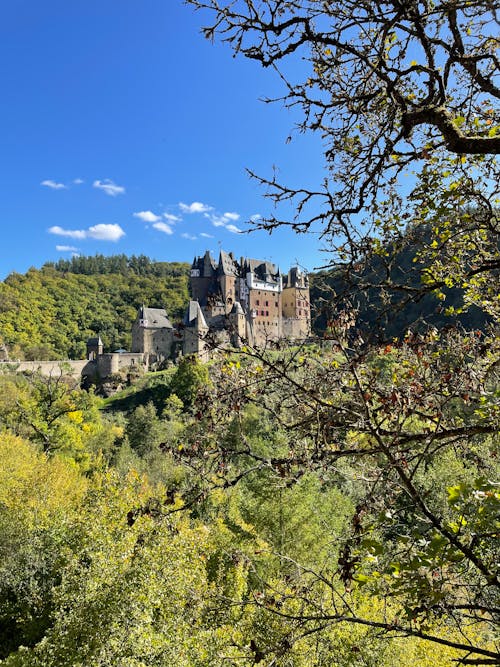 Fotobanka s bezplatnými fotkami na tému 12. storočie, eltz hrad, história