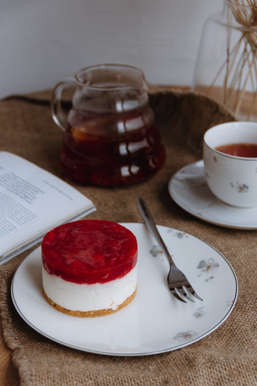 Foto stok gratis cake, cangkir, fotografi makanan