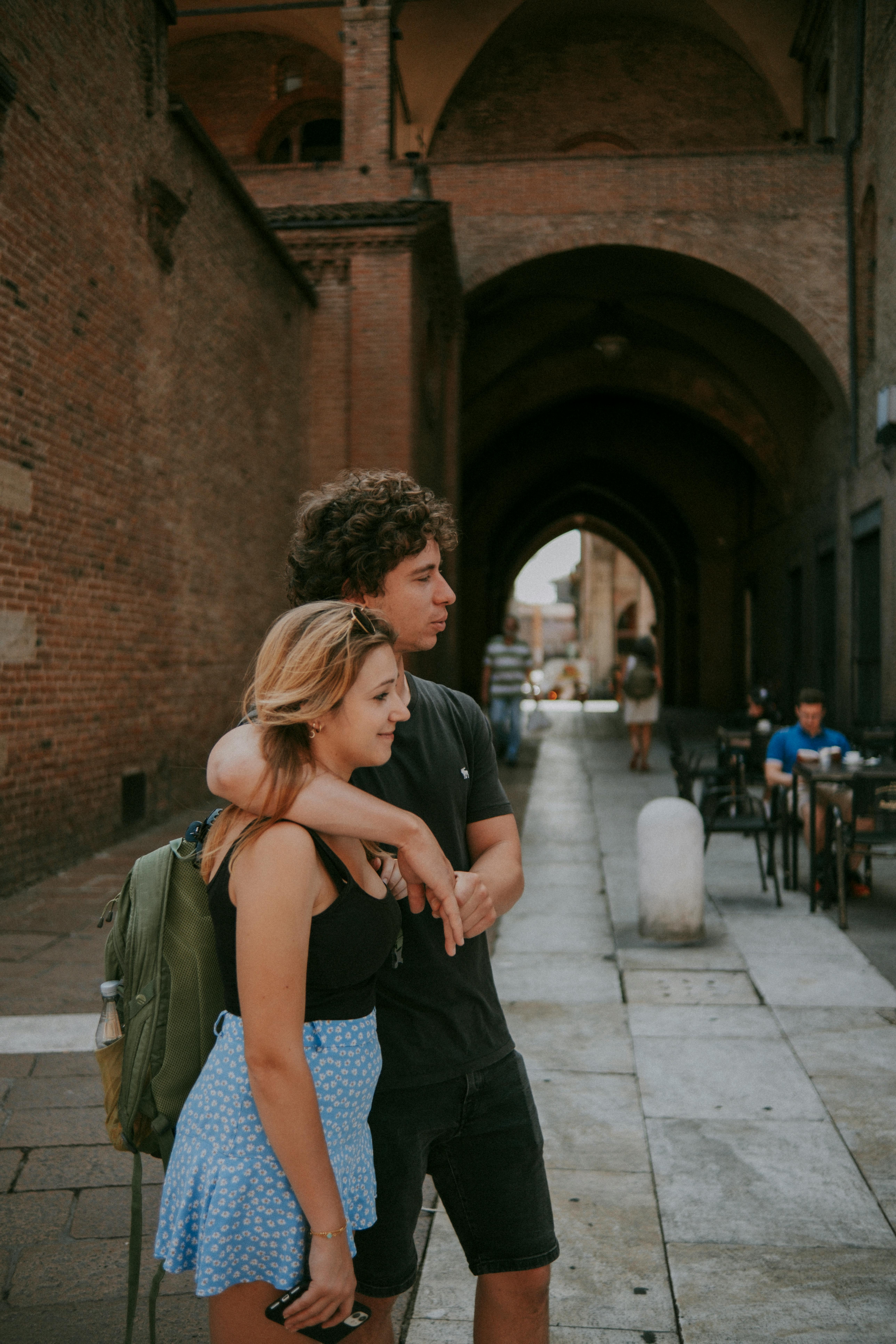 Illuminating Expressions: Captivating Love GIFs that Emanate Affection