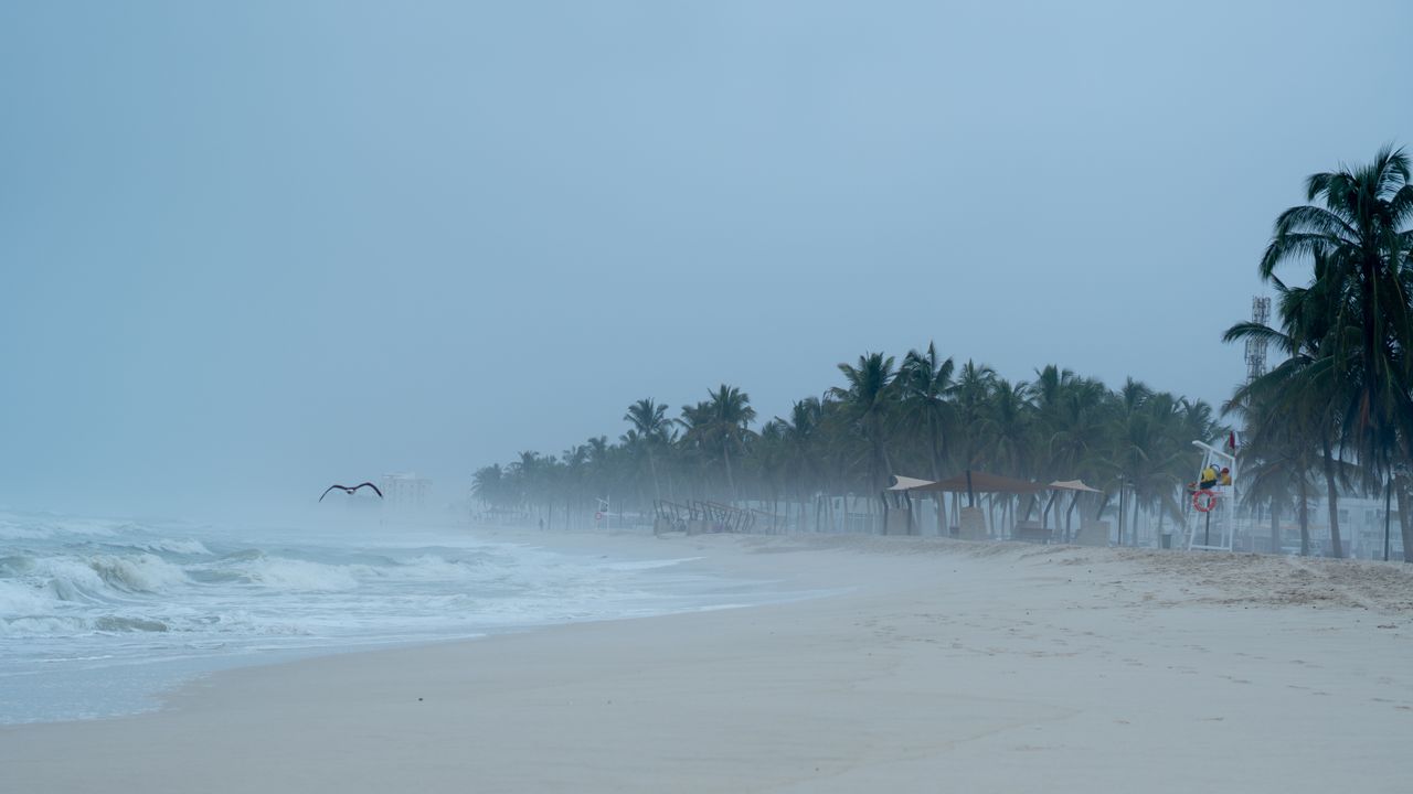 Hurricane Polo Approaches Baja California Sur