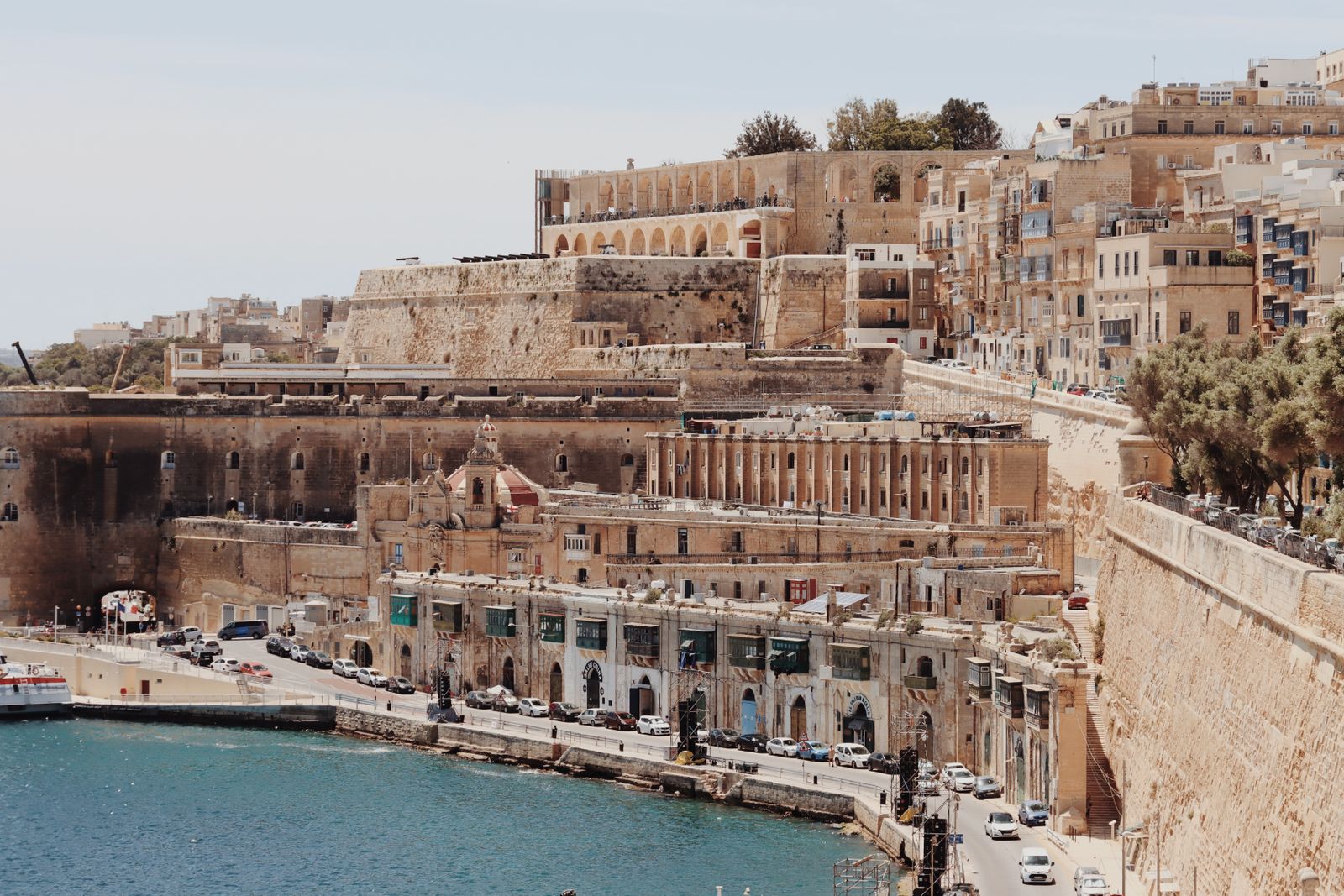 Valletta na Malcie widziana od strony morza