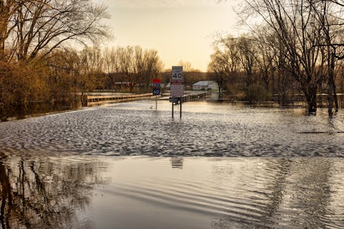 Utah Flash Floods Turn Roads Into Waterfalls, Drivers Persist