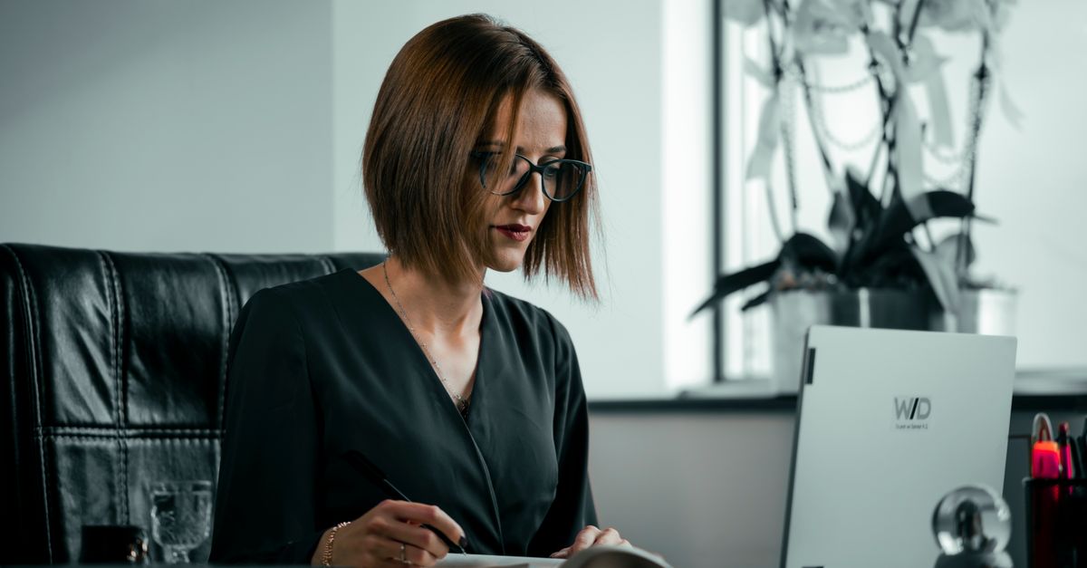 Mengakselerasi Ambisi Bisnis Anda: Solusi Google Workspace 2 pexels photo 17682881